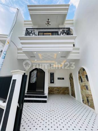 Rumah Siap Huni Akses Mobil Super Lega Di Gdc