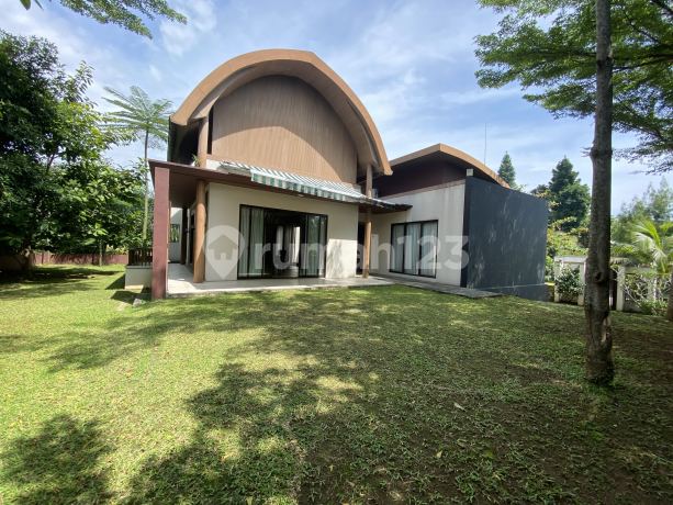 Vimala Hills Jual Vila Hook rapi luas taman besar Vimala Hills Jual Vila Hook rapi luas taman besar