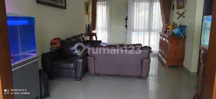 RUMAH DI TENGAH KOTA BANDUNG.  KOMPLEK SAYANA TERRACE HOUSE