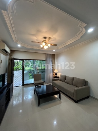 Home Apartment Close To Senayan