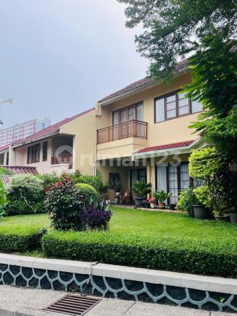 Dijual Cepat Rumah Vila Jagakarsa Taman Botanik Suasana Asri Hijau Terawat