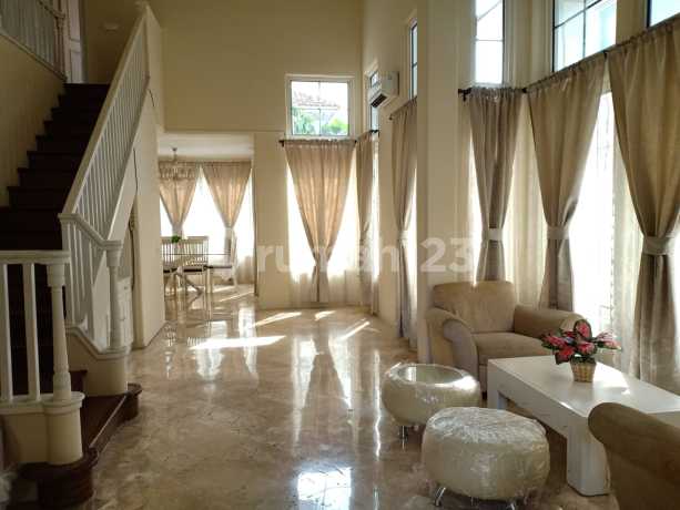 Rumah Cantik Siap Huni di Kawasan Eksklusif Lippo Karawaci Rumah Cantik Siap Huni di Kawasan Eksklusif Lippo Karawaci