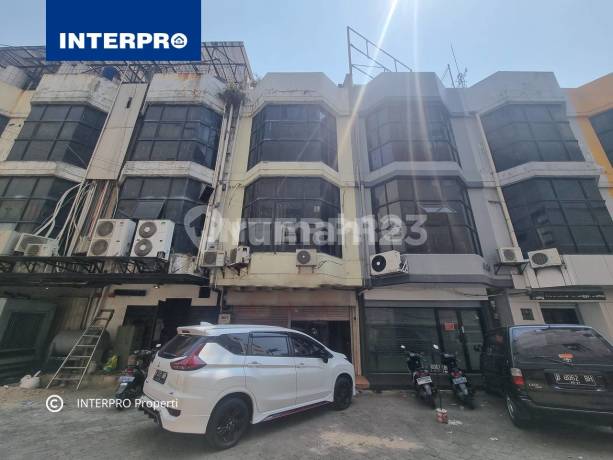 Ruko 4 Lantai di Prisma Kedoya, Jakarta Barat 230 M Bagus HGB