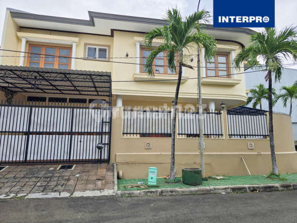 Rumah 2 Lantai Cluster Elite Puri Indah Siap Pakai - LT 274M2