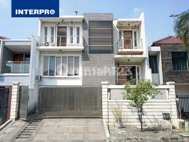 Rumah 3 Lantai Dijual Permata Buana Design Modern Minimalis 200m2 Rumah 3 Lantai Dijual Permata Buana Design Modern Minimalis 200m2