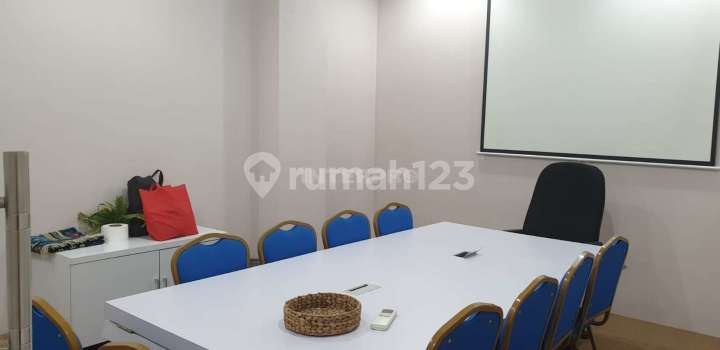 Ruko Business Park Kebon Jeruk 4 Lantai Bangunan Rapih