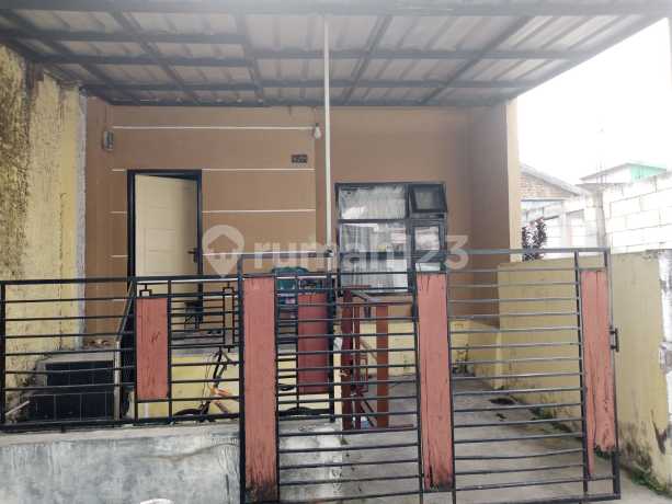 Minimalist House Suitable for Young Families in the Serene Diti Asri Area, Garut City