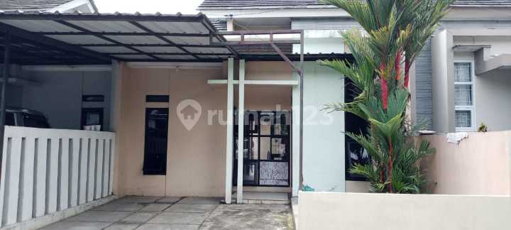 Comfortable Minimalist Home for Families in Mandala Residence Garut