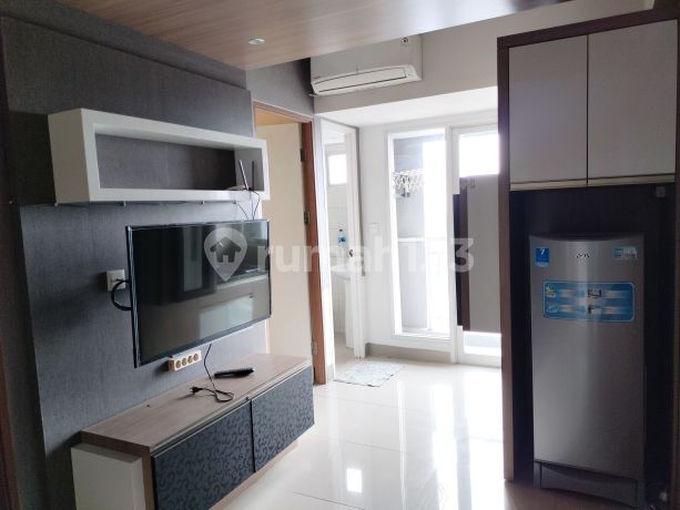 BINTARO PARK VIEW APARTMENT FULLY FURNISHED JUST BRING YOUR LUGGAGE SUITABLE FOR NEWCOMERS/NEWLYWEDS/STUDENTS