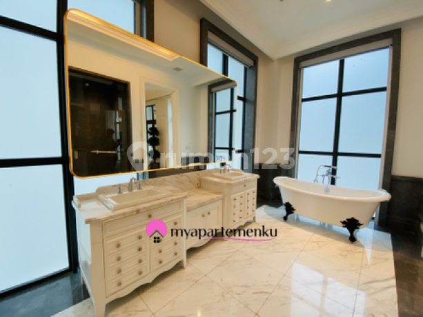 Apartemen Le Parc Thamrin Nine Terraces 3 BR di Jakarta Pusat Apartemen Le Parc Thamrin Nine Terraces 3 BR di Jakarta Pusat