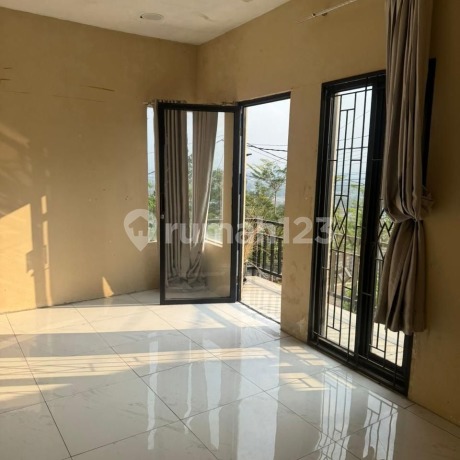 House Position Hook in G-Land Residence Padalarang