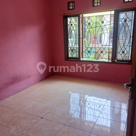 Rumah 2 Lantai di Daerah Margaasih Permai