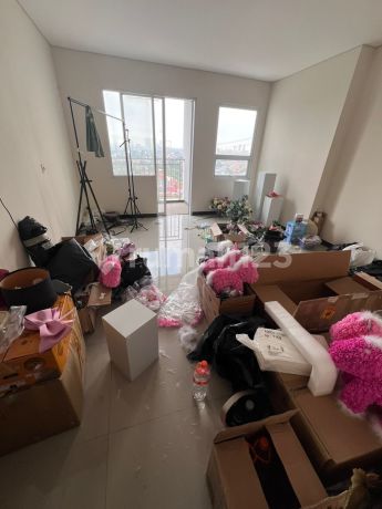 Metro Garden Studio Apartment for Sale at a Below Market Price Metro Garden Studio Apartment for Sale at a Below Market Price