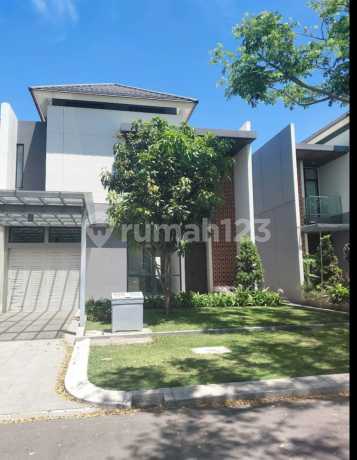 For Sale: Standard Elora House  
Emily Cluster, Summarecon Bandung  
~5.5 M~  
~5.25 M~  
~5 M~  
~4.75 M~  
Buy Now 4.6 M  
2 Floors  
Land Area 190m²  
Building Area 196m²  
3+1 Bedrooms  
3+1 Bathrooms  
Artesian Well Water  
4400 Watt Electricity  
1 Carport  
1 Garage  
Facing North  
Facilities:  
- Club House  
- Swimming Pool