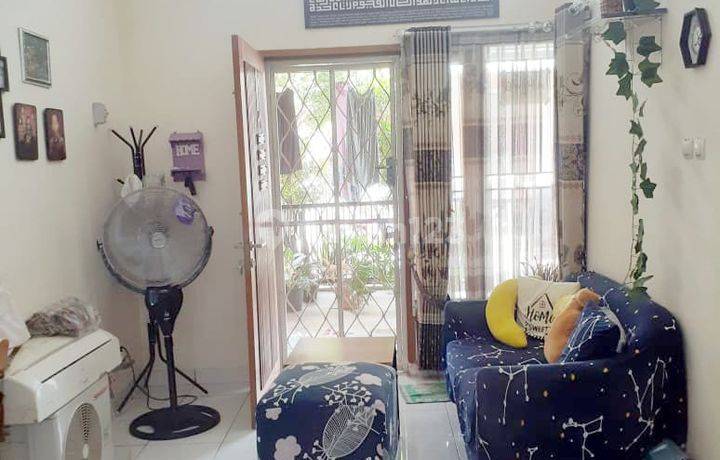 Jual Rumahdi Batujajar Regency-luas Tanah : 84 M2-luas Bangunan : 72 M2-garasi : 1 Mobil-listrik : 1300 Watt-shm-air : Artesia-jet Pump-lantai : 1-kt : 2-km : 2-harga : 650 Jt (nego) As
