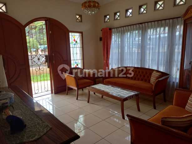 Grandmother's House in an Islamic Housing Complex