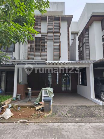 Whelford, Sudah Renov