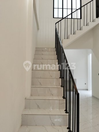 Jual. Rumah Pondok Lestari Ciledug Tangerang Jual. Rumah Pondok Lestari Ciledug Tangerang