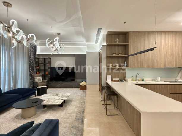 Sewa The Pakubuwono Spring 2Br: Modern Interior, Private Lift