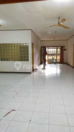 Rumah Bagus Di Perumahan Dian Permai, 2 Shm