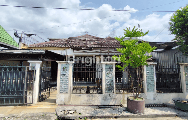 RUMAH KLASIK FAJAR INDAH JAJAR SOLO