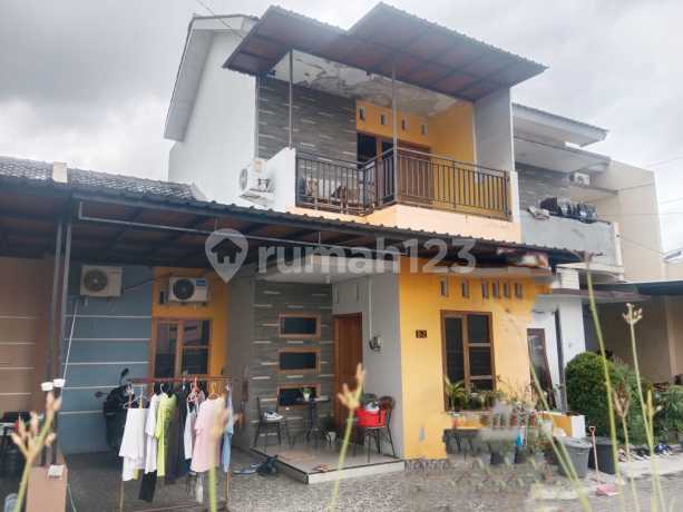 Nice House Near Luwes