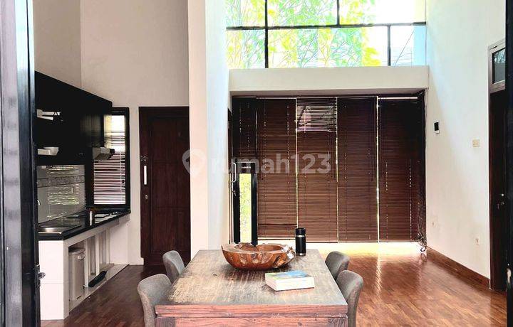 Rumah 1Lt, Hdp Utara, Semi Furnished, Prmhn Andara Village Cinere