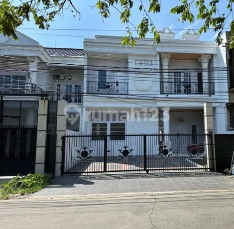 Rumah Baru 2Lt, Pool, Balkon, Hunian / Kantor, Megapolitan Cinere