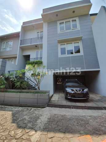 Minimalis Modern 3 LT, Rooftop, Siap Huni, Cluster di Lebak Bulus