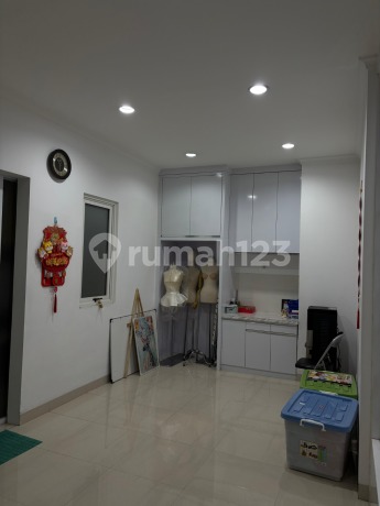 Rumah Cluster Edison Semi Furnish Dijual Cepat 8X15m2 Siap Huni Rumah Cluster Edison Semi Furnish Dijual Cepat 8X15m2 Siap Huni