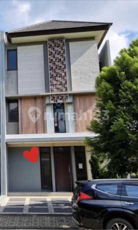 Jual Cepat Rumah Split Level di Regentown Bsd City Tangerang