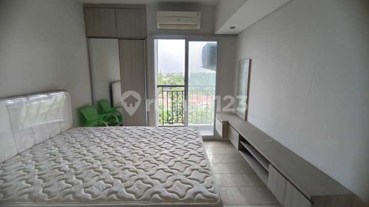 For Sale at a Loss: Furnished Studio Apartment in Serpong Green View, Serpong For Sale at a Loss: Furnished Studio Apartment in Serpong Green View, Serpong