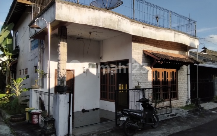 Rumah 2 Lantai Perum Glodogan Indah Klaten Rumah 2 Lantai Perum Glodogan Indah Klaten