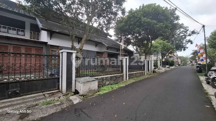 Jual Cepat Rumah Siap Huni di Komplek Dosen Unpad Jual Cepat Rumah Siap Huni di Komplek Dosen Unpad