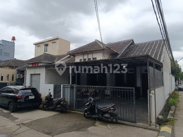 Ready-to-Occupy House for Living and Investment Near Stt Telkom Ready-to-Occupy House for Living and Investment Near Stt Telkom