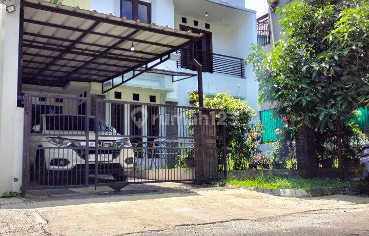 Rumah 2 Lantai Murah Siap Huni Dalam Kompek Buah Batu Regency Dekat Tol