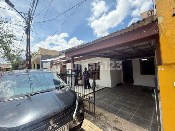 Dijual Cepat Rumah Puri Kartika Cieldug Siap Huni Dijual Cepat Rumah Puri Kartika Cieldug Siap Huni