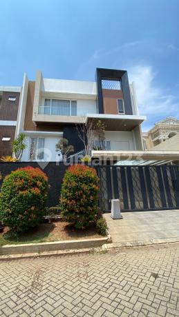 Rare Unit! Fully Furnished 4-Storey Luxury Minimalist House in Beautiful Katamaran PIK Rare Unit! Fully Furnished 4-Storey Luxury Minimalist House in Beautiful Katamaran PIK