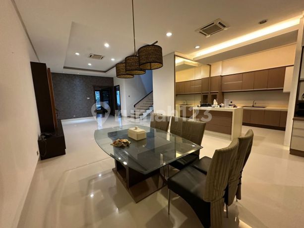 Rumah PIK 8x23 Termurah 3 Lantai Best Deal Segera Terjual!