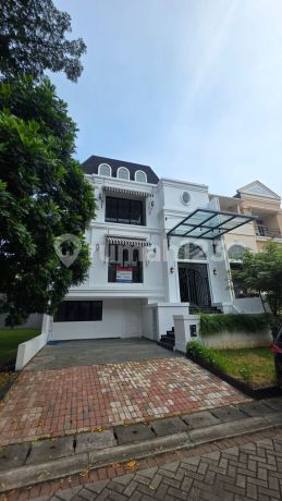 Brand New - Rumah Mewah 10X25 Pik American Classic 3 Lantai Best Deal! Brand New - Rumah Mewah 10X25 Pik American Classic 3 Lantai Best Deal!