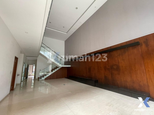 Luxury 2-Storey House with SHM, Semi-Furnished in Taman Millenium, Pasteur, Bandung