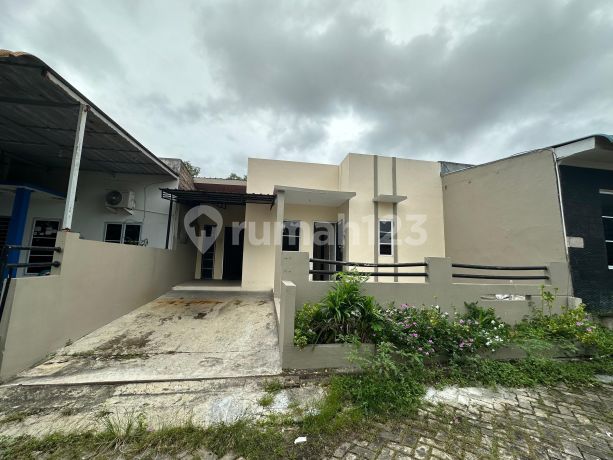Dijual Rumah Bagus di Perumahan Tiban Ayu, Jl. Gajah Mada, Tiban Lama, Sekupang, Kota Batam, Kepulauan Riau, Indonesia, 29425, Tiban