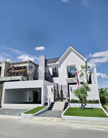 For Sale HGB House in Crown Hill Estate Housing, Jl. Reformasi, Teluk Tering, Batam Kota, Batam City, Riau Islands, Indonesia, 29461, Batam Centre