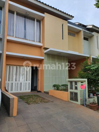 Rumah Dalam Kompleks Kebayoran Village Sektor 7 Bintaro Dijual