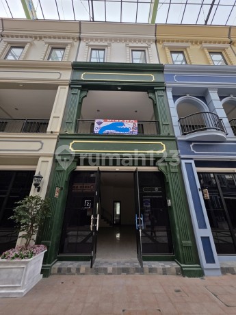 Disewakan Ruko Osaka Pik 2 Ukuran 5X10 3 Lantai 100 Juta Pas!!