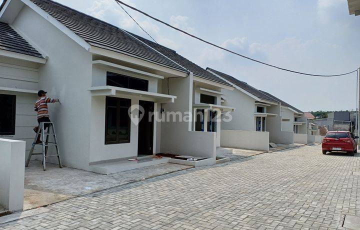 Rumah Di.depok.cash Dan.kpr.unit Ready Stok