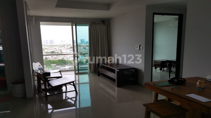 Jual cepat Apartemen Citra Lake Suite/Citra land 6 Jakarta Barat