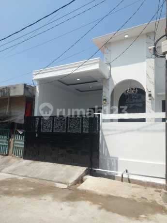 Dijual Rumah di Villa Gading Harapan Pintu Timur Dijual Rumah di Villa Gading Harapan Pintu Timur