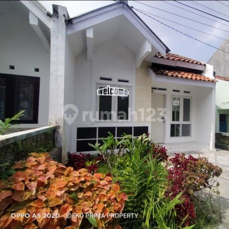 Rumah di Bukit Cipageran indah SHM