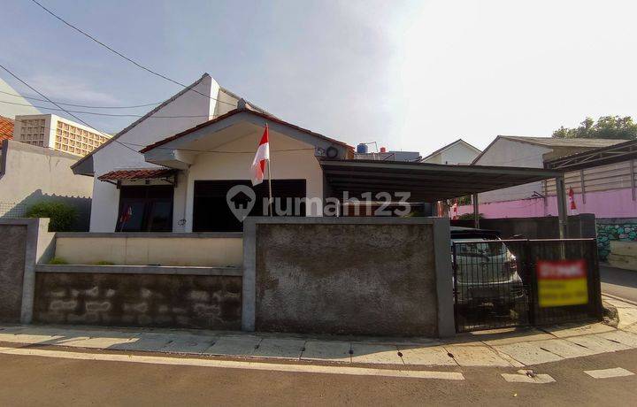 Rumha Hook LT 167 Hadap Selatan di Jaksel 10 menit ke Gerbang Tol Pondok Ranji J24840